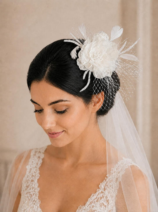 Bridal Fascinator Vintage Ivory Floral Headpiece. Lace Feather Wedding Hair Clip