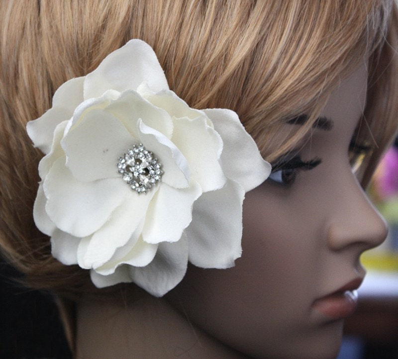 Ivory Bridal Hair Flower Clip: Rhinestone Wedding Headpiece