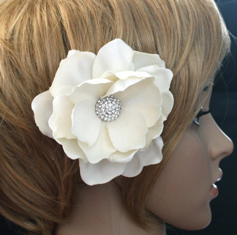 Gardenia Hair comb wedding headPiece Fascinator Ivory cream Swarovski rhinestones Hair Clip