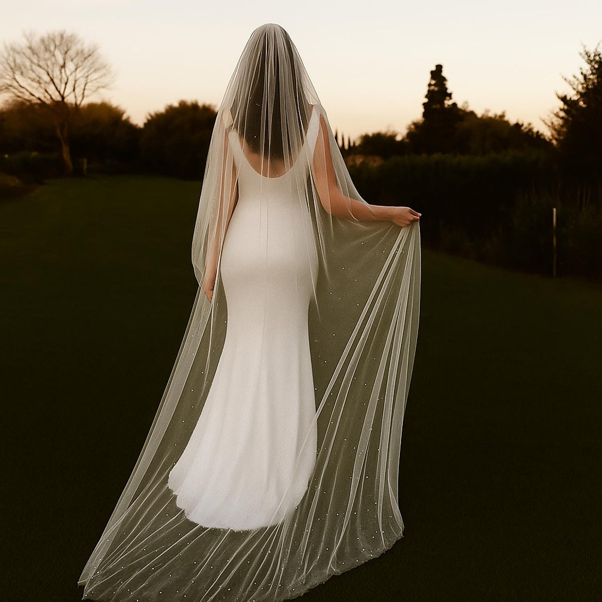 Pearl Wedding Veil: Tulle Bridal Veil with Comb Waltz Length