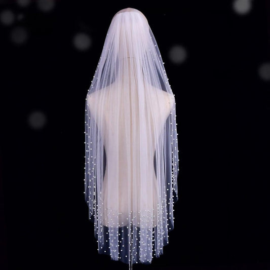 Pearl Edged Tulle Fingertip Veil: Short Bridal Veil with Comb