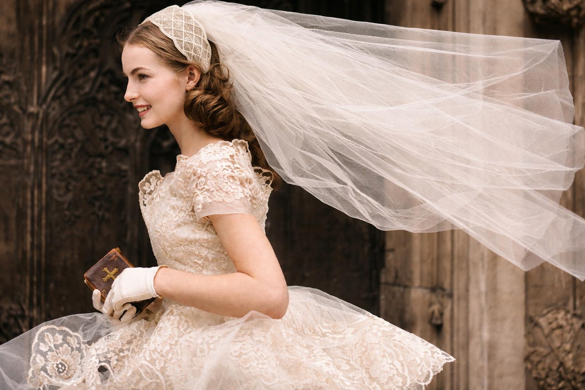 1950s Lace Juliet Cap Veil – Ivory Romantic Two-Tier Bridal Headband